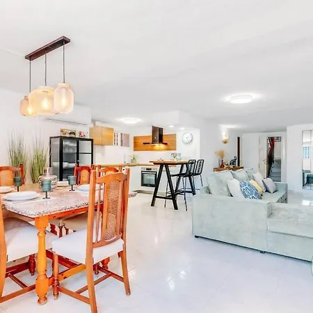 Casa Lilly - Amazing Family With Pool - Close To Velez Malaga